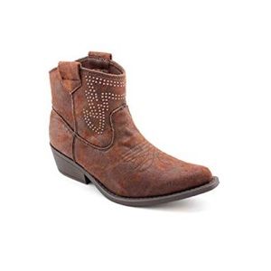 Madden girl Sanoma western style booties